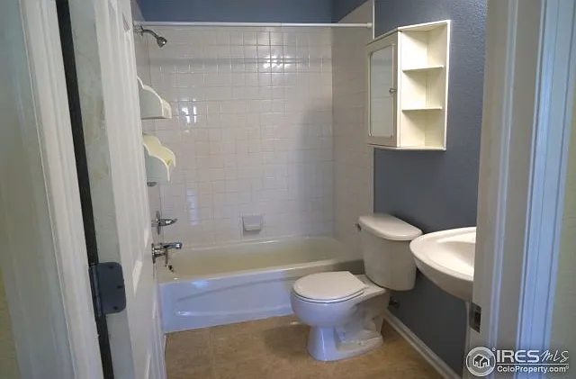 2321 Calais Dr #H — Photo 15