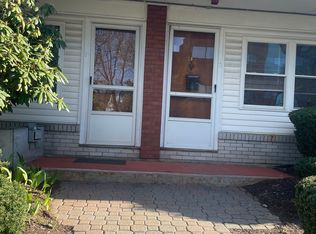60 Prospect St APT 10, Waltham, MA 02453