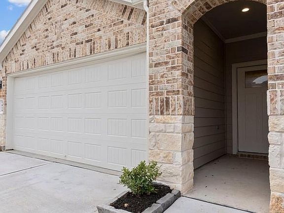 2nd image of 1338 Isola Bella Dr