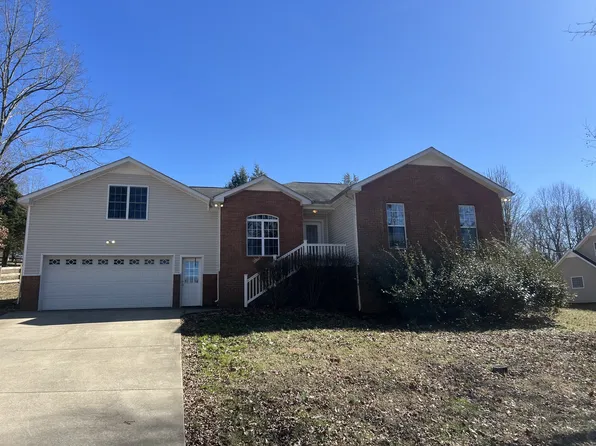 192 Wilkinson Rd, Cottontown, TN 37048