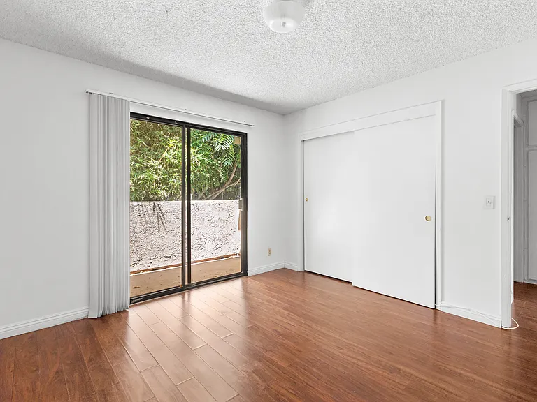 4193 Greenbush Ave #2 — Photo 9
