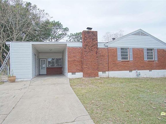 4th image of 695 Berkley Dr