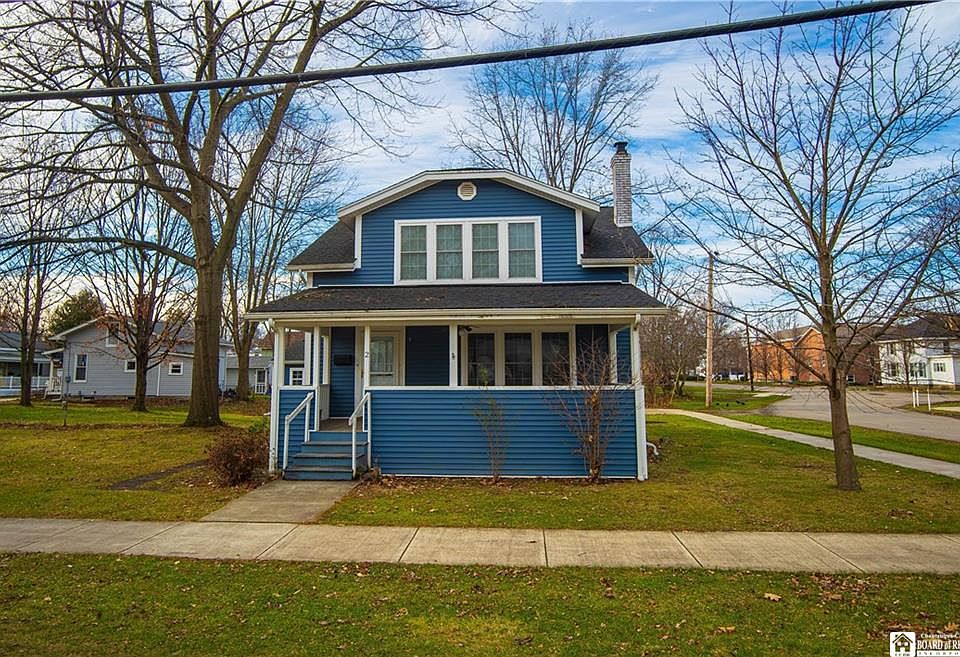 1st image of 2 Backman Ave