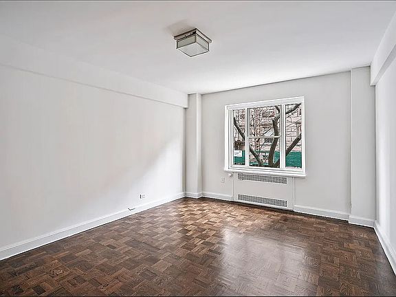 5th image of 945 5th Ave APT 7F