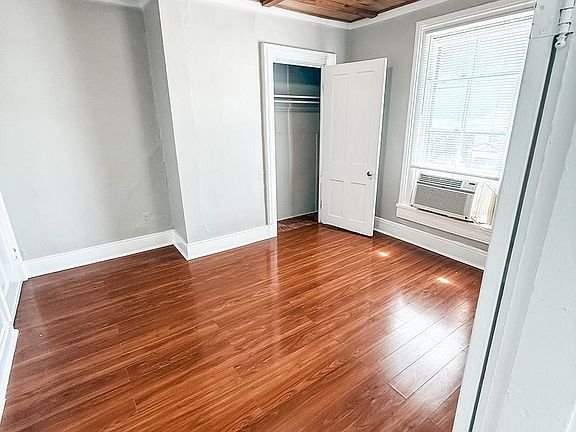 5th image of 702 Luttrell St #4