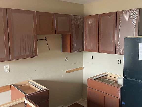 4th image of 470 Stratford Way APT 4
