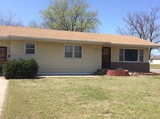 101 S Birch St, Glasco, KS 67445