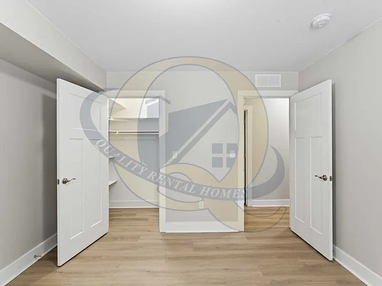 5200 N Genesee Rd — Photo 30