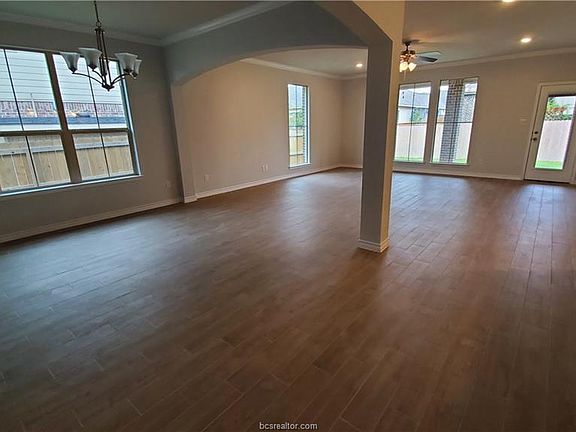 3rd image of 2714 Talsworth Dr
