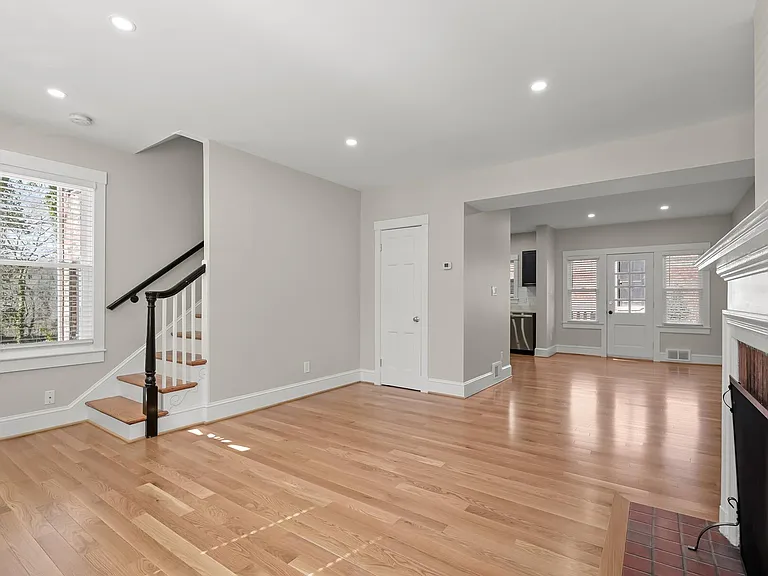 5031 V St NW — Photo 3