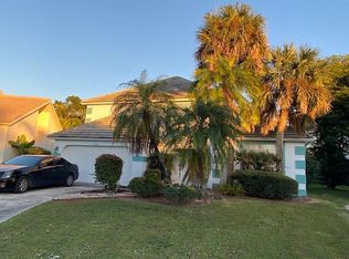 2001 Lake Breeze Ct, Wellington, FL 33414
