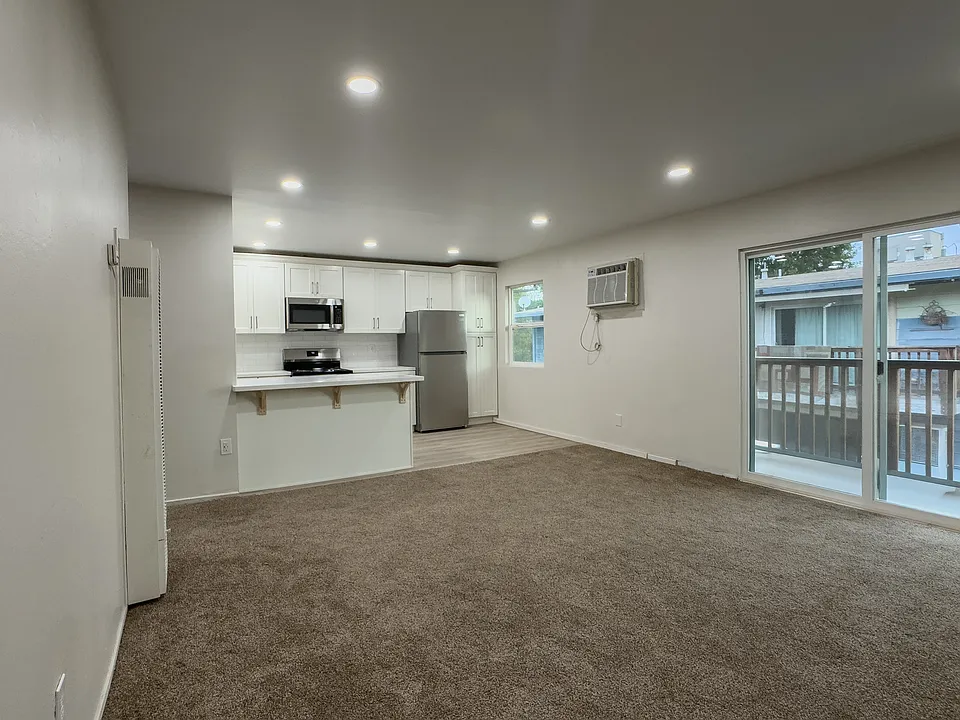 135 Muir Rd #C