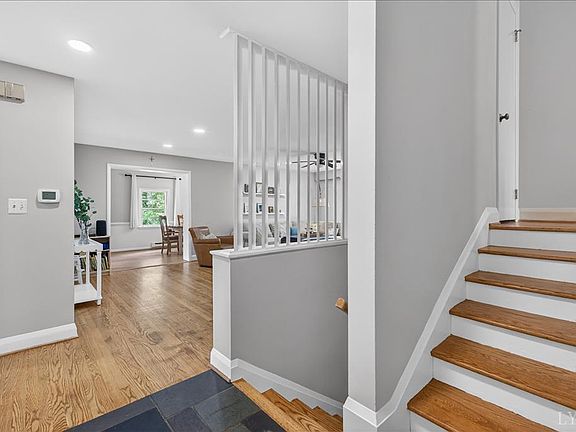 4th image of 2236 Taylor Farm Rd
