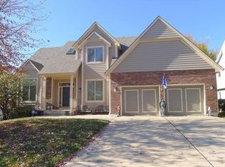 3208 S Tepee Ct, Independence, MO 64057