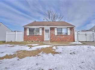 2172 Philip Dr, Bensalem, PA 19020