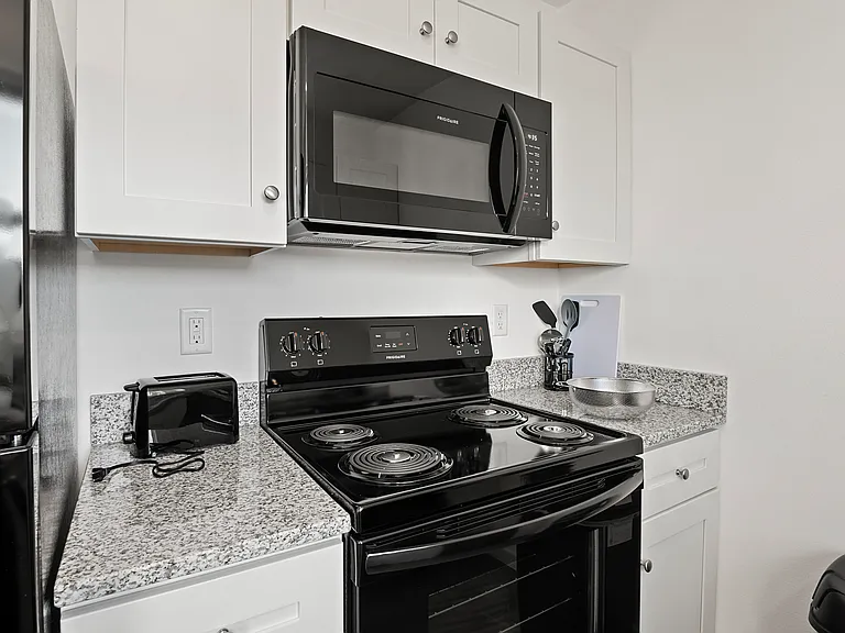 9724 Luan Dr #6 — Photo 22