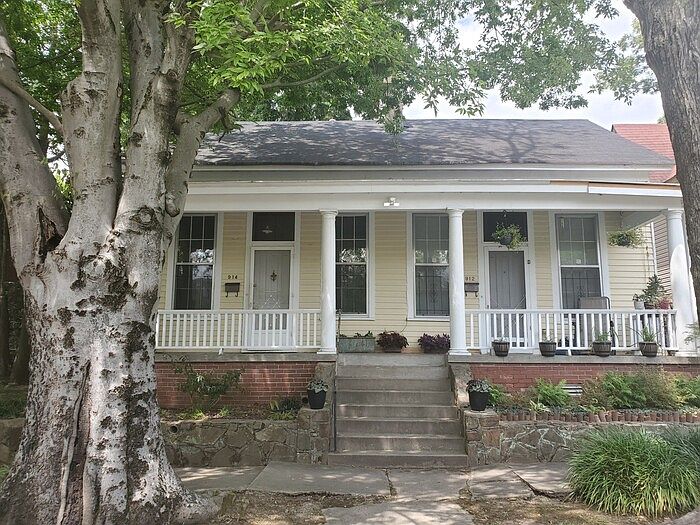 1st image of 914 Rock St