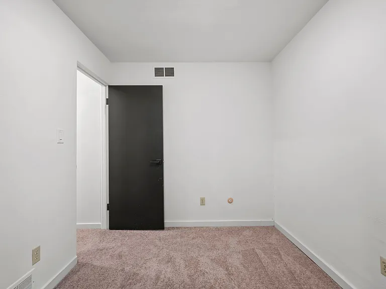 129 Fountain St #D — Photo 18