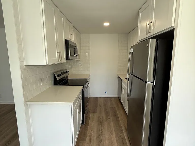 8354 Wabash Ave S — Photo 8