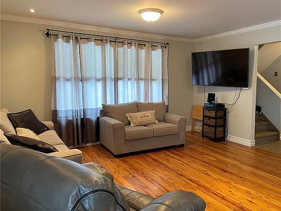 3rd image of 493 Country Club Ln #493