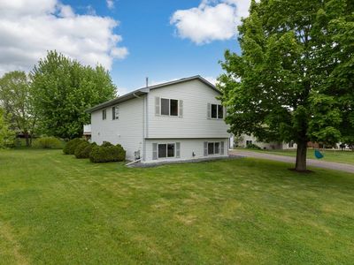 1016 Meadow St, Cologne, MN, 55322
