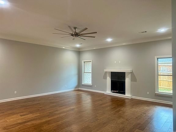 5th image of 3210 Steeplechase Cir