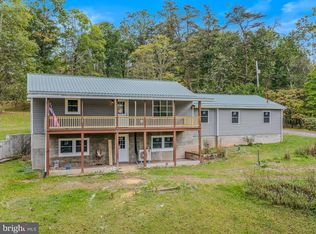 3939 Virginia Line Rd, Berkeley Springs, WV 25411