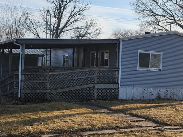 106 E Harrison St, Montezuma, IA 50171