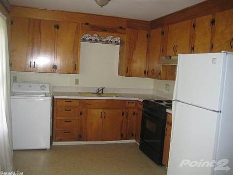 5th image of 708 Warner Ave