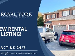 25 Waywell St #2, Whitby, ON L1N9A4