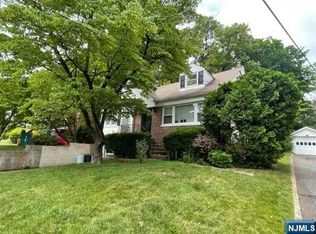 1344 Princeton Rd, Teaneck, NJ 07666