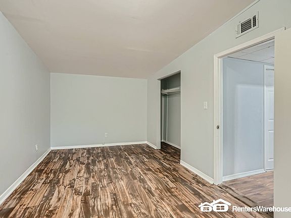 4th image of 793 East Ave #B