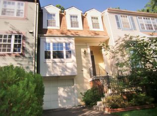 13810 Grey Colt Dr, Gaithersburg, MD 20878