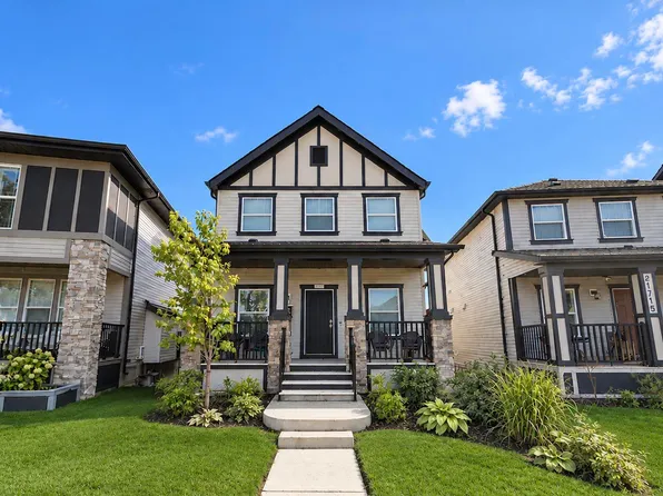 21711 99th Ave NW, Edmonton, AB T5T 4T7