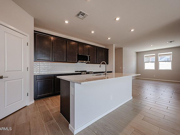 4th image of 6159 E CROCKETT Way