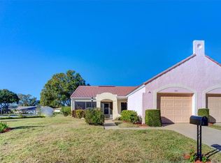 950 Madrid Dr, Palm Harbor, FL 34684