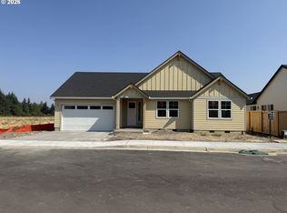 521 Wingfield Dr, Molalla, OR 97038