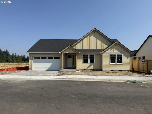521 Wingfield Dr, Molalla, OR 97038