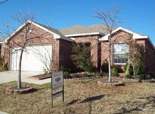 6017 Goldenrod Dr, Denton, TX 76208