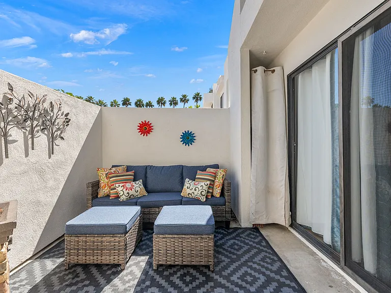 48950 Desert Flower Dr — Photo 30