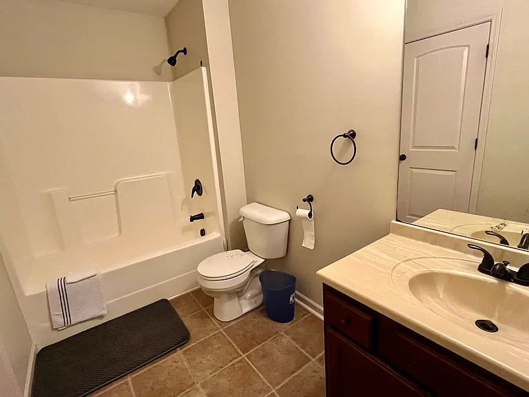 39 Camden Cir — Photo 45