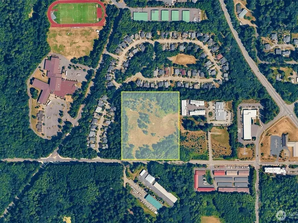 9300 NE New Brooklyn Rd, Bainbridge Island, WA 98110