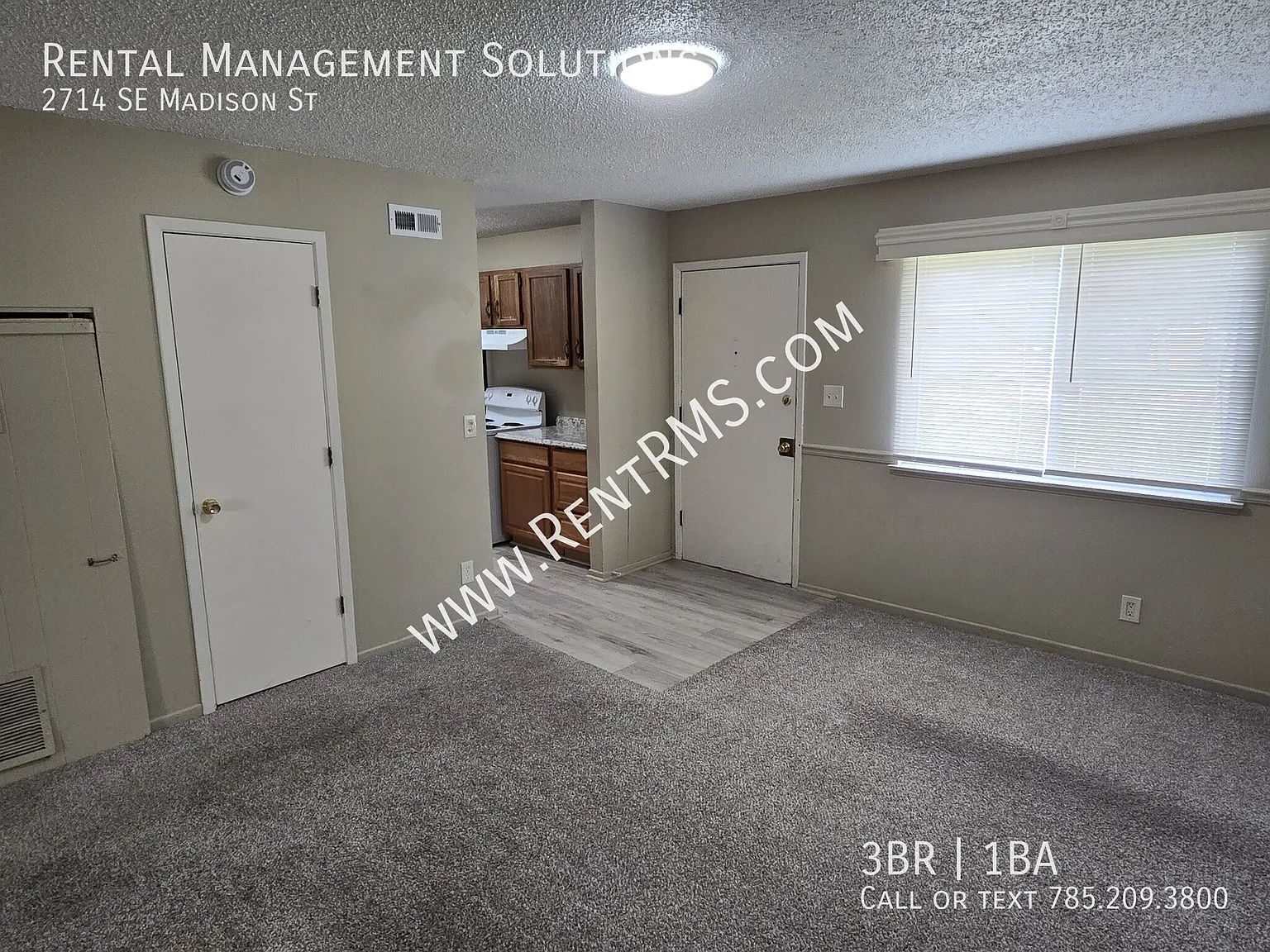 2714 Se Madison St - 3 Bed/1 Bath — Photo 3