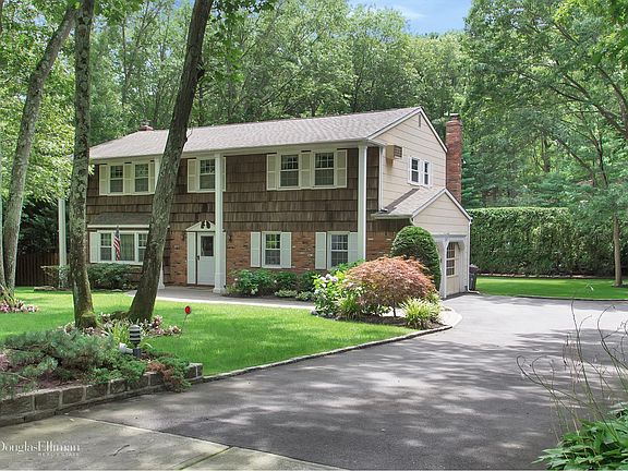 2nd image of 54 Churchill Ln