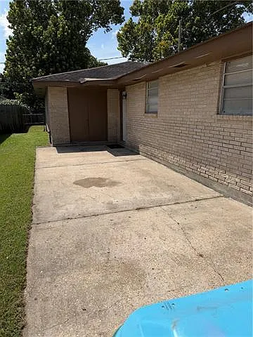 2 bed, 1.0 bath, 850 sqft, $1,250 — Photo 2