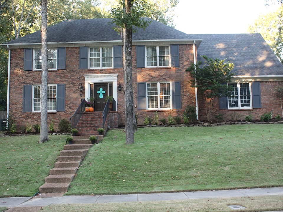 2528 Horsham Drive