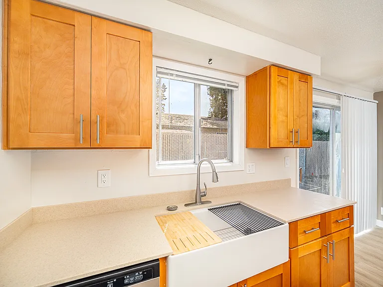 Hopkins Horizon Apartments — Photo 21