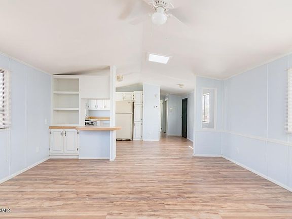 725 W Ocotillo Living
