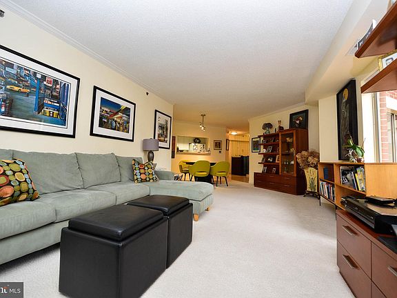 4th image of 2151 Jamieson Ave Unit 505