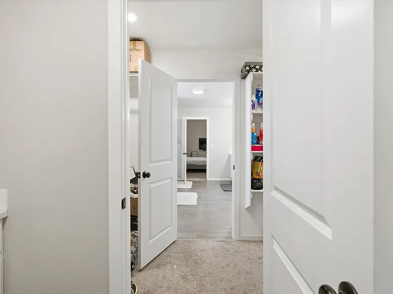 9807 Virginia Ave — Photo 35